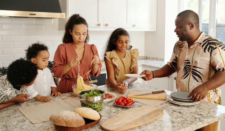 Easy Meal Prep Hacks for Busy Parents